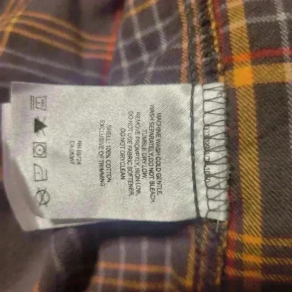 Plaid Omni-wick Advanced Evaporation Flannel Shirt by Columbia, Size S - Picture 4 of 4